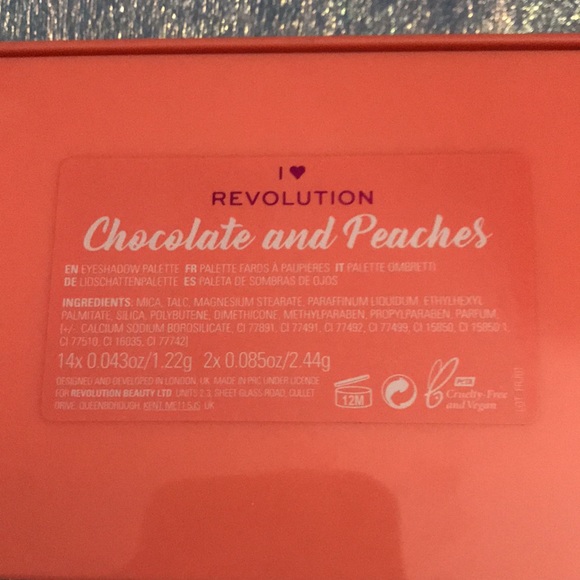 3/$25 I 💖 Revolution Chocolate & Peaches Eyeshadow Palette by Makeup Revolution - Picture 5 of 8